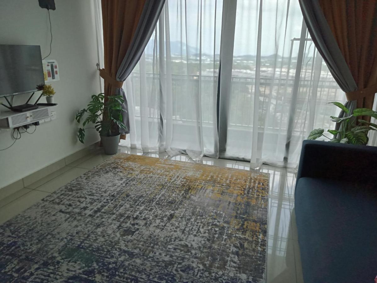 Fz Almyra Homestay Kajang Bagian luar foto